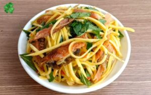 gỏi xoài cá sặc 1