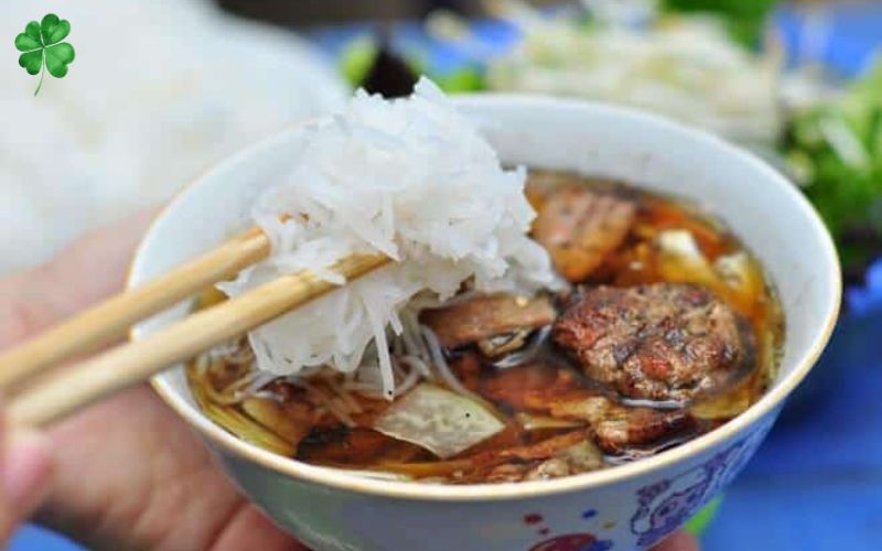 bún chả quận Hoàng Mai 3