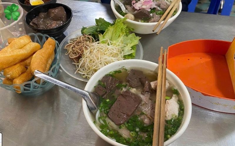 quán bún bò huế quận hoàn kiếm (2)
