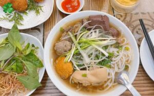 quán bún bò huế quận hoàn kiếm (6)